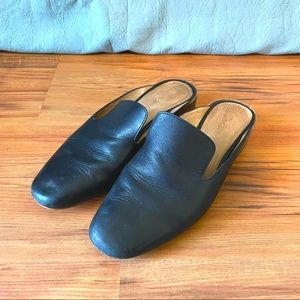Madewell Willa Loafer Leather Mule in black